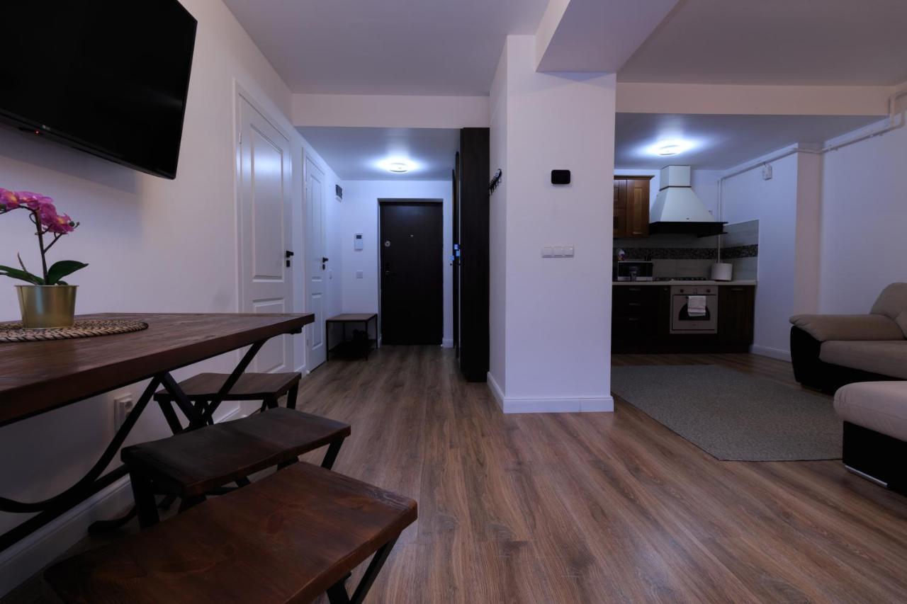 Best View Ap With Parking And 2 Bathrooms Sinaia Bagian luar foto