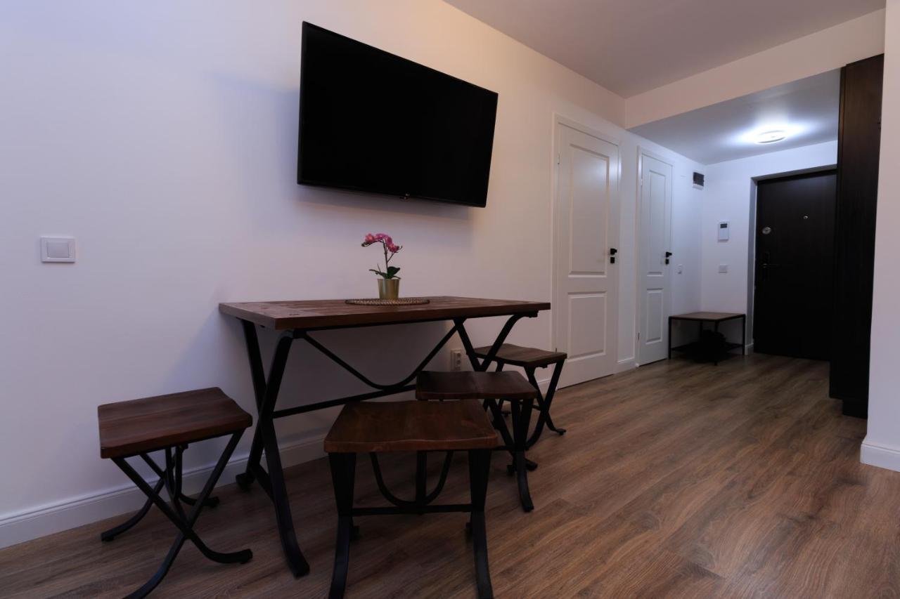 Best View Ap With Parking And 2 Bathrooms Sinaia Bagian luar foto